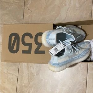 Adidas x Yeezy 350 v2